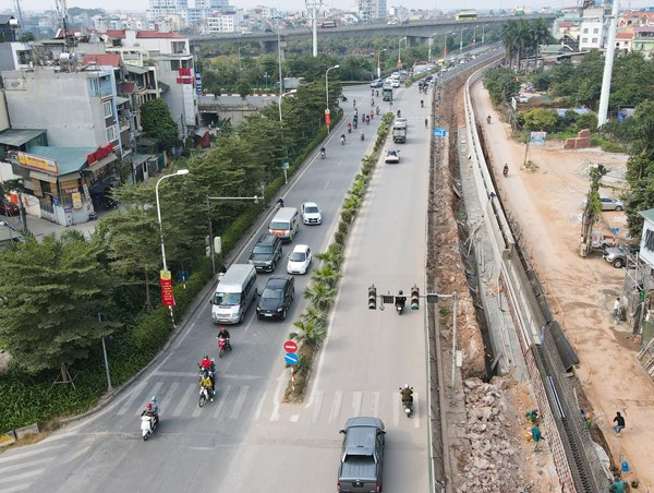 Hà Nội lùi tiến độ dự án mở rộng đường Âu Cơ đến quý IV/2022