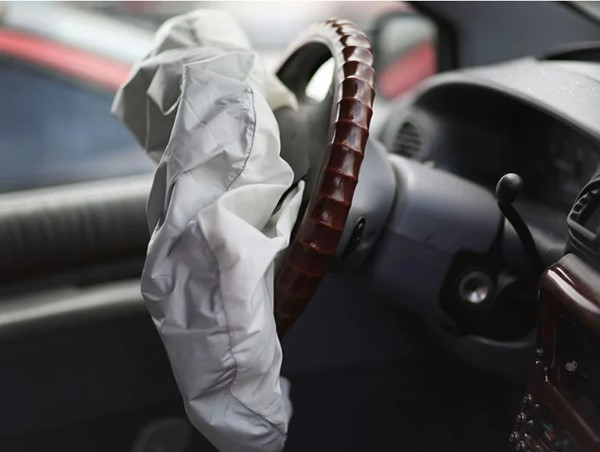 Ford và đại lý Yaklin Ford ở Texas, Mỹ tiếp tục bị kiện vì liên quan đến túi khí Takata 