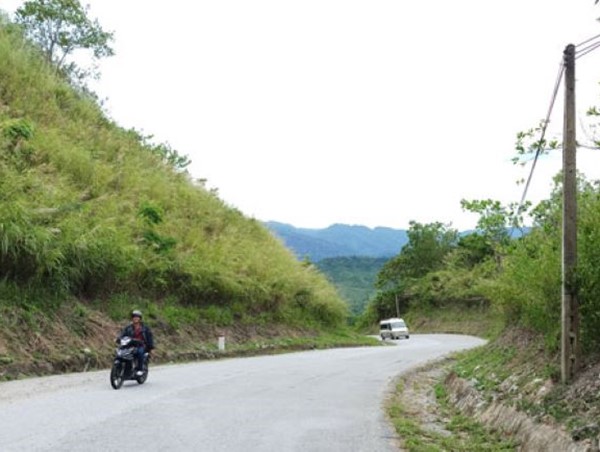 Thống nhất chủ trương nghiên cứu đầu tư hai tuyến đường tại Quảng Nam, Kon Tum