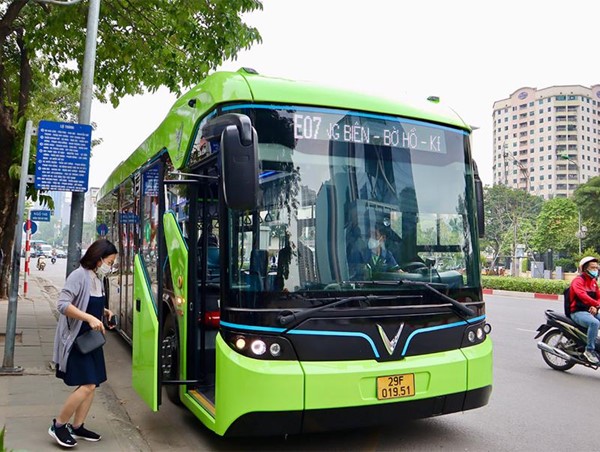 Phát triển giao thông điện: Kinh nghiệm từ Hà Lan