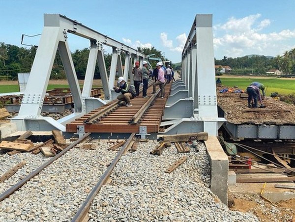 Thúc đẩy tiến độ các dự án đường sắt gói 7.000 tỷ đồng