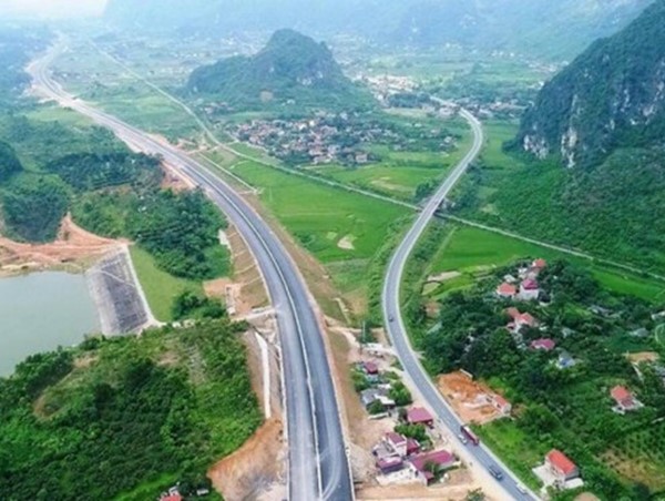 Sớm triển khai 2 dự án cao tốc Đồng Đăng - Trà Lĩnh và Hữu Nghị - Chi Lăng