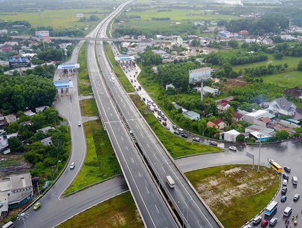 Đề xuất phương án kết nối các tuyến đường địa phương với cao tốc Bắc – Nam