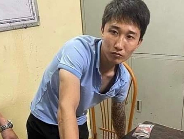 Mang theo ma tuý, đôi nam nữ không đội mũ bảo hiểm bỏ chạy khi gặp cảnh sát 141