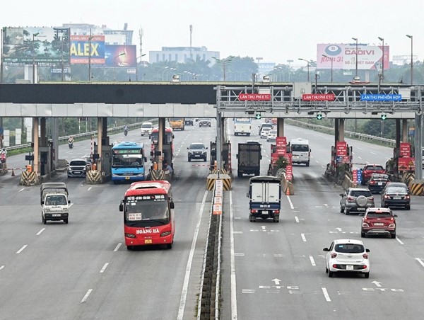 BOT Bắc Thăng Long – Nội Bài chưa thể dừng thu phí: Bao giờ sửa sai?