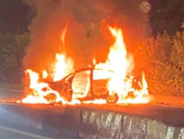 Tai nạn giao thông mới nhất hôm nay (20/6): Ô tô bốc cháy sau va chạm giao thông, 4 người thương vong