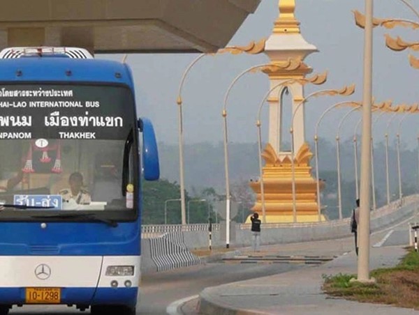 Sẽ có tuyến xe buýt nối Việt Nam - Lào - Thái Lan?