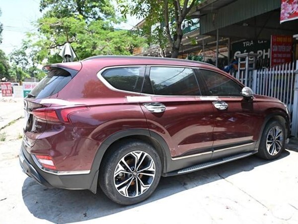 Điều tra nguyên nhân tử vong của tài xế bỏ xe Santafe trên cầu Thăng Long 