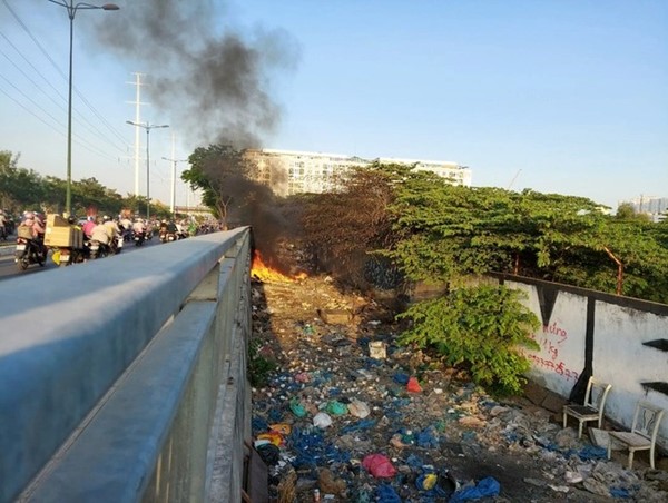 Đốt phụ phẩm từ cây trồng cạnh khu dân cư, các tuyến giao thông chính sẽ bị phạt đến 3 triệu đồng