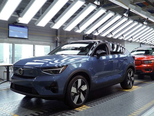 Vì sao Volvo rời khỏi Hiệp hội sản xuất ô tô châu Âu? 