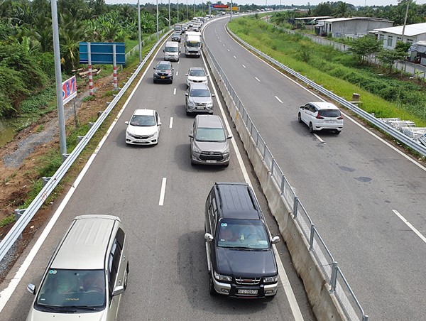 Kiến nghị mở rộng cao tốc TP Hồ Chí Minh - Trung Lương lên 8 làn xe