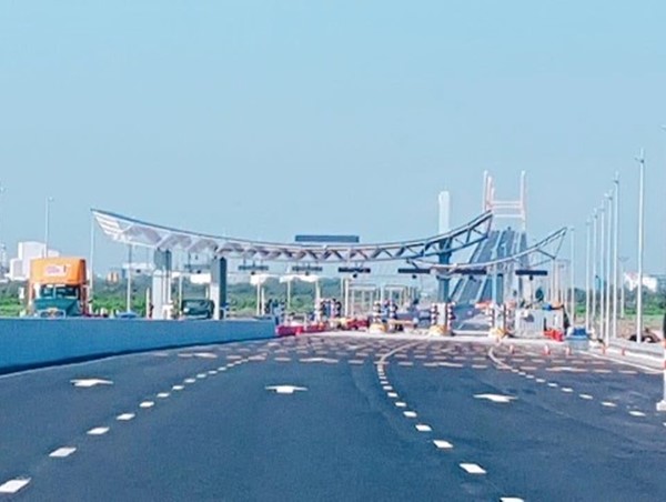 Từ ngày 1/8, Quảng Ninh thực hiện thu phí không dừng trên cao tốc