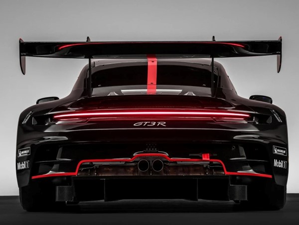Siêu xe đua Porsche 911 GT3 R thế hệ mới lộ diện