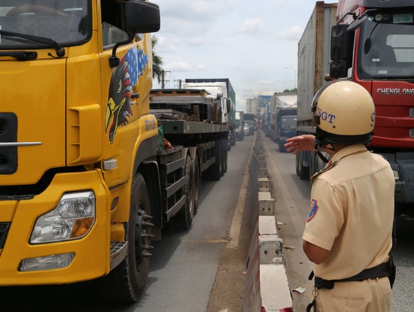 Tiếp nhận, xử lý phản ánh về quy định hành chính thuộc quản lý của Bộ GTVT