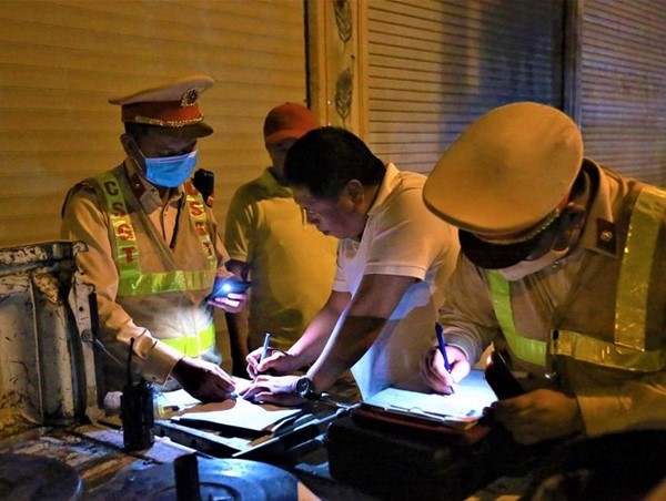 Tài xế vi phạm nồng độ cồn: Làm sao xử lý triệt để?