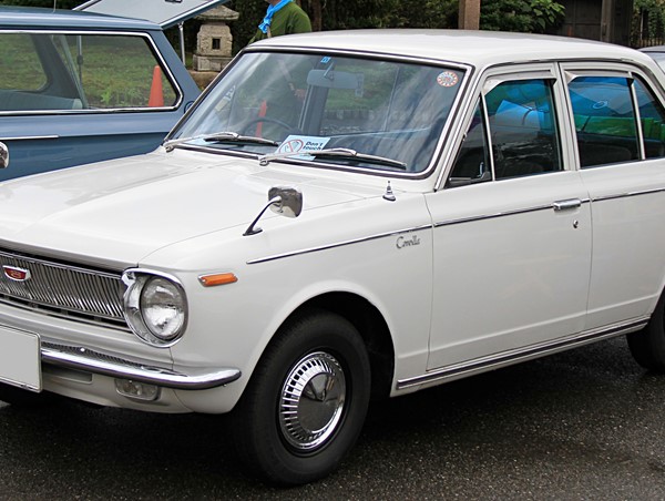 10 mẫu ô tô bán chạy nhất mọi thời đại