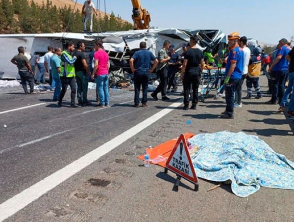 Thổ Nhĩ Kỳ: Liên tiếp 2 vụ tai nạn giao thông đặc biệt nghiêm trọng làm ít nhất 34 người thiệt mạng