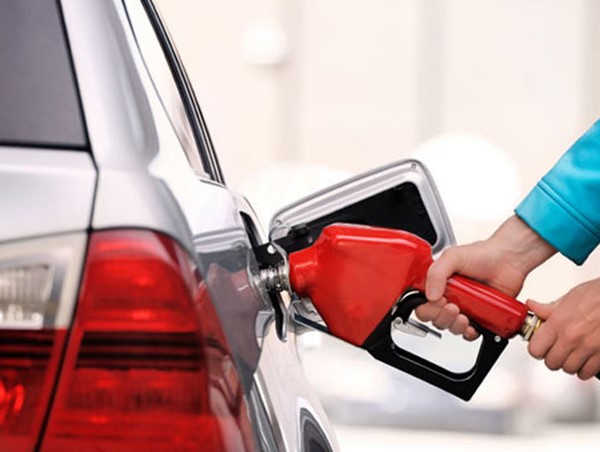 INFOGRAPHIC: 5 việc đơn giản giúp tiết kiệm nhiên liệu cho ô tô