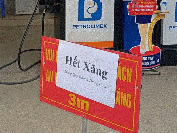 Kiến nghị điều chỉnh giá xăng dầu vào ngày 1/9 thay vì lùi tới tận 5/9