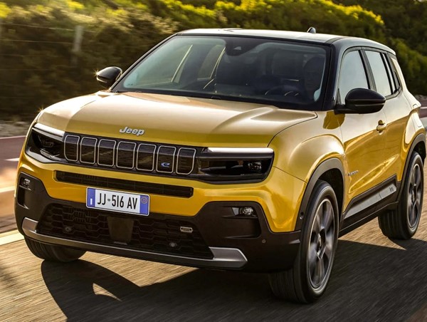 Hé lộ chiếc xe Jeep hoàn toàn chạy điện 