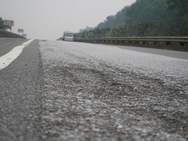 Khẩn trương rà soát, khắc phục hư hỏng trên 2 tuyến cao tốc