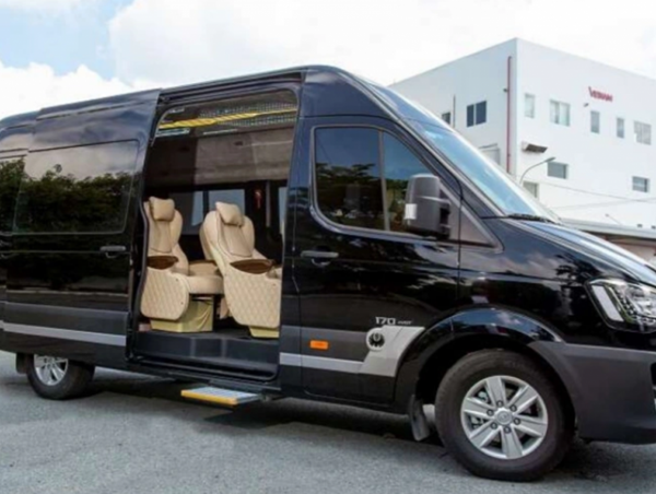 Tuyên truyền để người dân chấp hành tốt quy định không hoán cải xe trên 10 chỗ thành xe dưới 10 chỗ