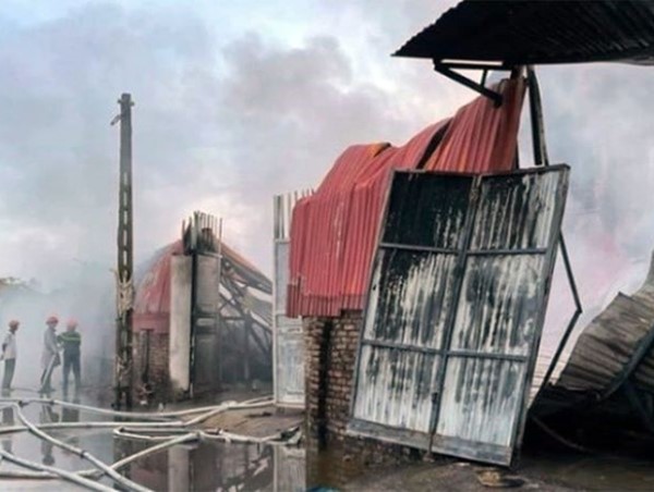 Phó Thủ tướng chia buồn sâu sắc với gia đình người bị nạn trong vụ cháy tại Thanh Oai