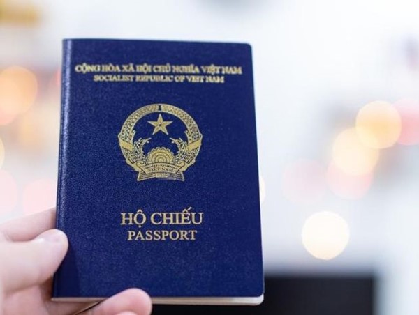 Bộ Công an sẽ in thông tin “Nơi sinh” vào mục bị chú của Hộ chiếu phổ thông từ ngày 15/9