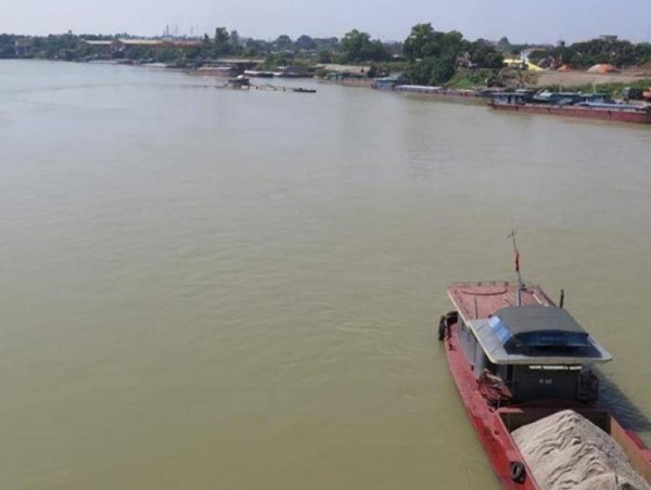 Từ 15/9, bắt đầu cấm luồng sông Gùa để phục vụ thi công đường dây điện