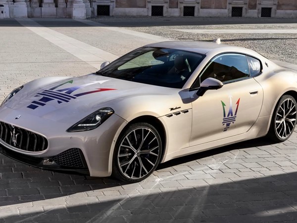 Maserati tiết lộ GranTurismo động cơ V6