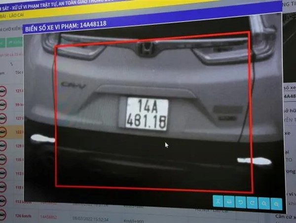 Xử phạt 4 ô tô che biển số "né" phạt nguội trên cao tốc