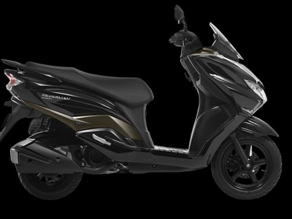 Suzuki triệu hồi 285 xe máy Burgman Street tại Việt Nam
