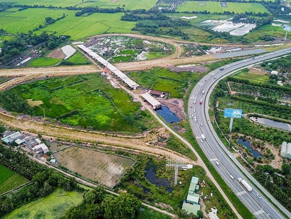 Bộ GTVT yêu cầu thông xe cao tốc Mỹ Thuận - Cần Thơ trước ngày 30/4/2023