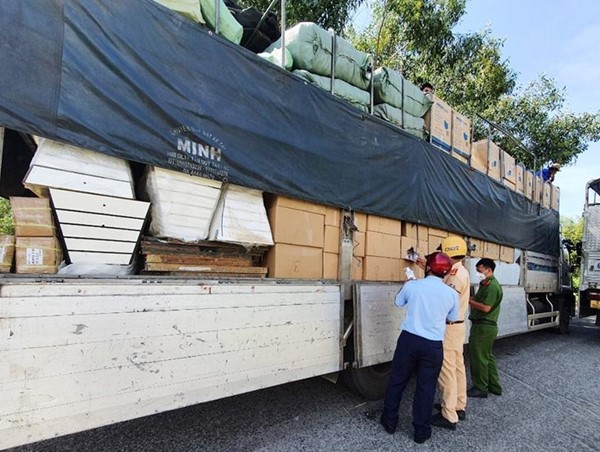 Siết chặt các đầu mối giao thông, chặn đường buôn lậu, gian lận thương mại