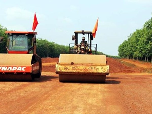 Đẩy mạnh tiến độ thực hiện, giải ngân các dự án đầu tư những tháng cuối năm