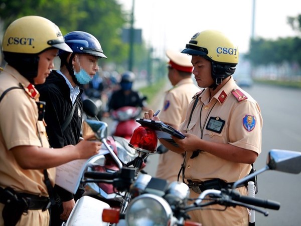 Hòa Bình nghiêm cấm tác động, can thiệp việc kiểm tra, xử lý vi phạm giao thông