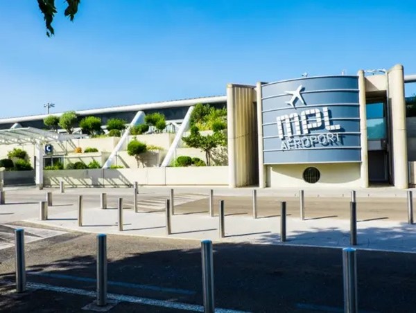 Sân bay Montpellier tạm đóng cửa sau sự cố máy bay trượt khỏi đường băng