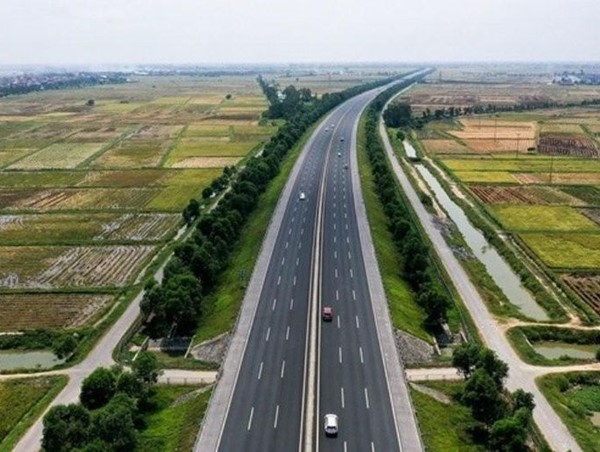 Lập Hội đồng thẩm định Báo cáo nghiên cứu tiền khả thi cao tốc TP Hồ Chí Minh - Mộc Bài