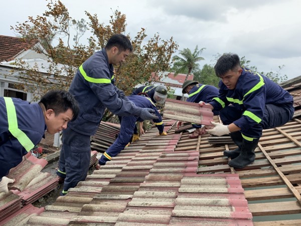 Lực lượng Công an tập trung khắc phục hậu quả bão số 4 và chủ động ứng phó thiên tai