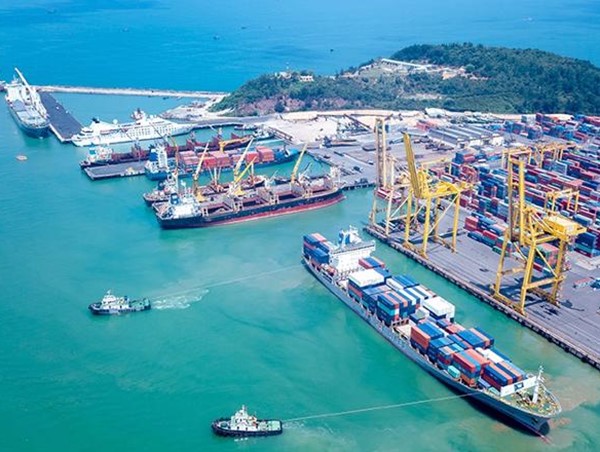 Lệ phí ra, vào cảng biển giảm 20% so với mức thu hiện hành