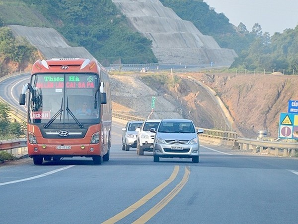 Đẩy nhanh tiến độ tổ chức lựa chọn nhà thầu dự án kết nối giao thông các tỉnh miền núi phía Bắc