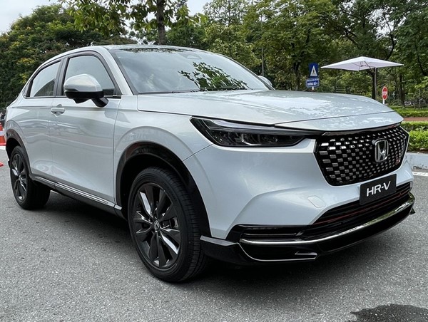 Hơn 400 xe Honda Civic và HR-V đời 2022 bị triệu hồi vì nguy cơ mất an toàn