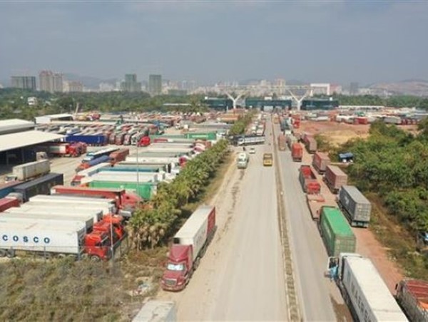 Bộ GTVT triển khai chỉ đạo của Thủ tướng về xử lý hành vi tiêu cực tại các cửa khẩu