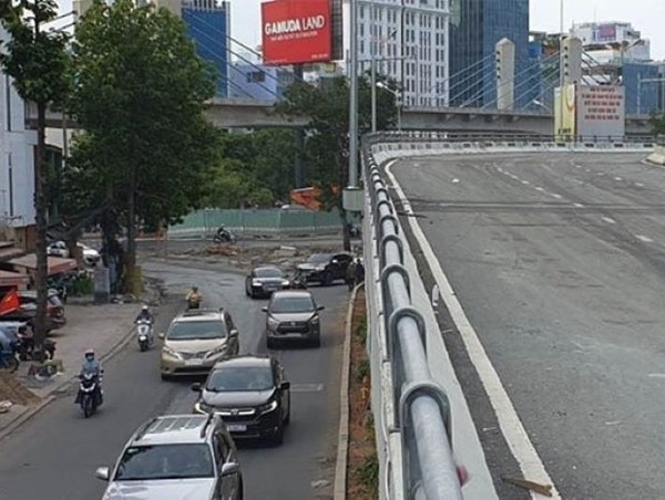 Đề xuất phương án sửa chữa cầu vượt Nguyễn Hữu Cảnh