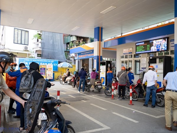 Tăng cường cung ứng xăng dầu đến các địa phương thiếu xăng dầu cục bộ