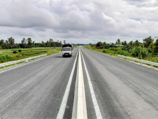 Đầu tư nâng cấp mặt đường tuyến Lộ Tẻ - Rạch Sỏi