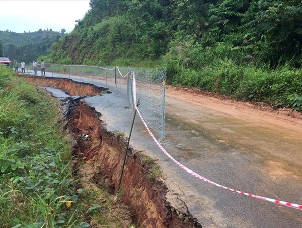 Chủ động ứng phó mưa lũ, bảo vệ công trình giao thông các tỉnh miền Trung - Tây Nguyên