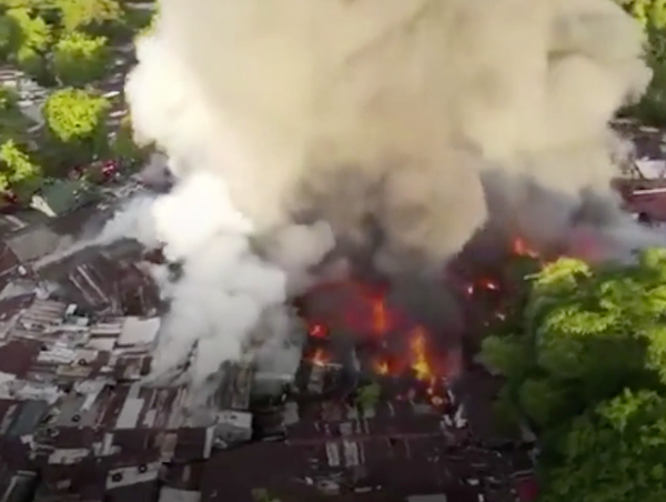 Cháy nhà lúc rạng sáng, nhiều người thiệt mạng