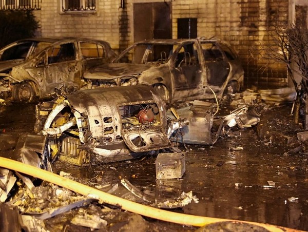 Nga: 13 người thiệt mạng trong vụ rơi máy bay ở thành phố Yeysk