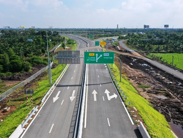 Đề xuất đầu tư cao tốc Trung Lương - Mỹ Thuận giai đoạn 2 bằng vốn ngân sách